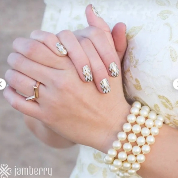 Jamberry Other - Jamberry Nail Wraps White Gold - 2E19 Edgy NEW